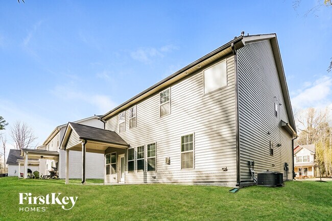 Building Photo - 7224 Laurelshire Dr