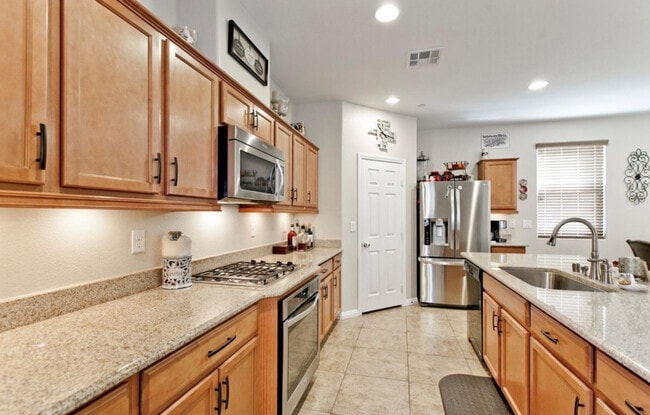 Building Photo - 945 Spiracle Ave