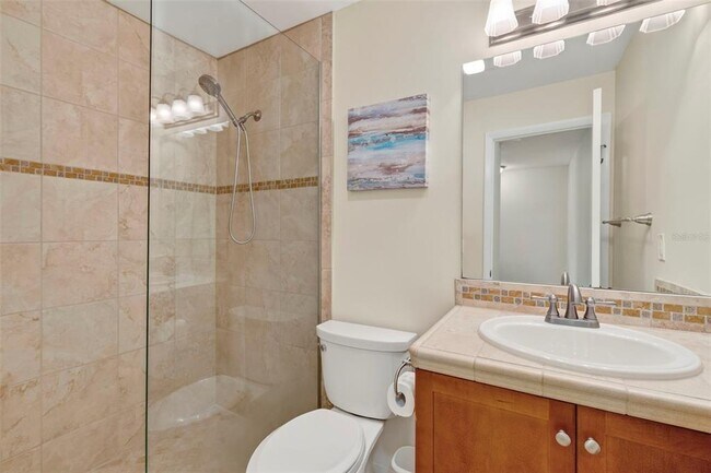 Building Photo - 2700 Bayshore Blvd