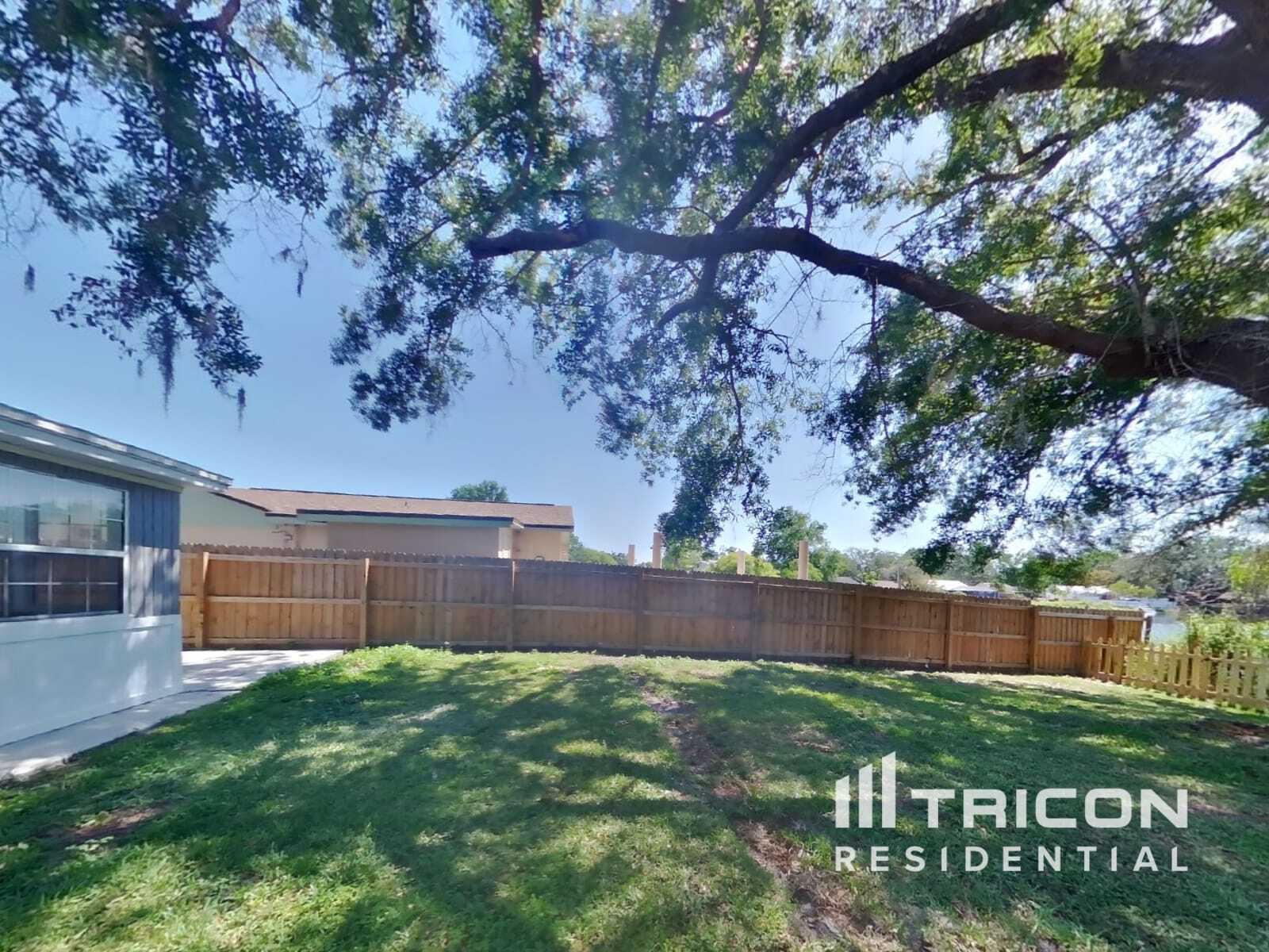 Building Photo - 3119 Sandspur Dr