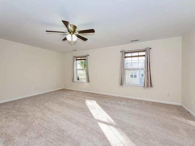 Building Photo - Charming 3BR Townhome in Raleigh
