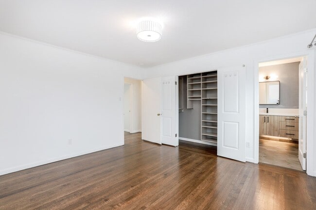 Building Photo - Extensively remodeled 4 Bed / 3 Bath home in South San Francisco. YouTube tour!