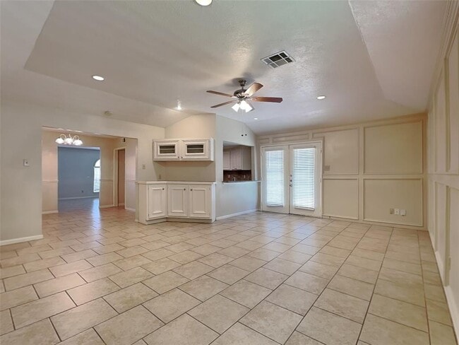 Building Photo - 16726 Britford