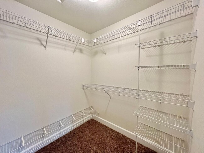 Building Photo - NEWLY RENOVATED! Spacious 2-Bedroom Townhome in a Charming Cul-de-Sac!