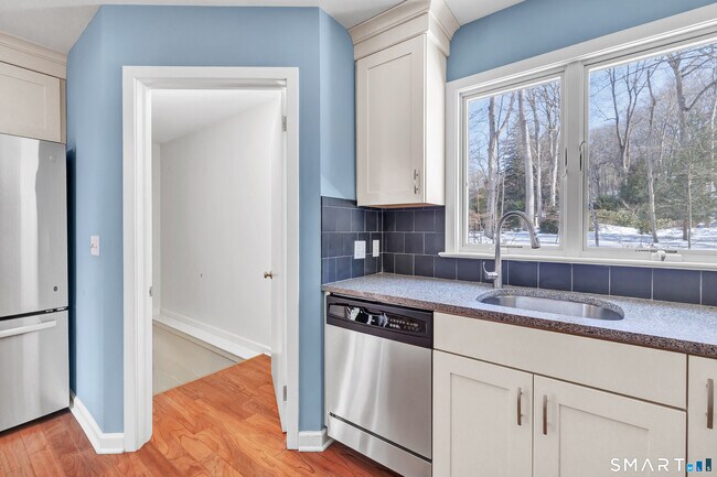 Building Photo - 349 Westport Turnpike