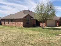 Building Photo - 113 N Shannon Way