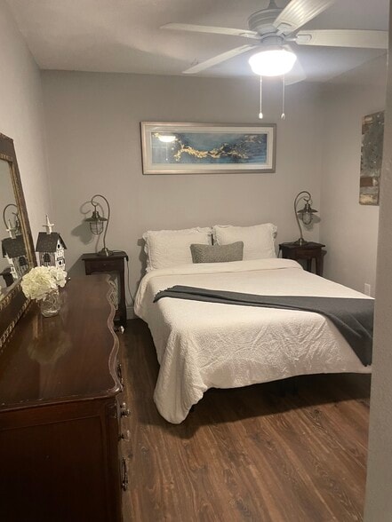 Building Photo - 205 W 26th Ave