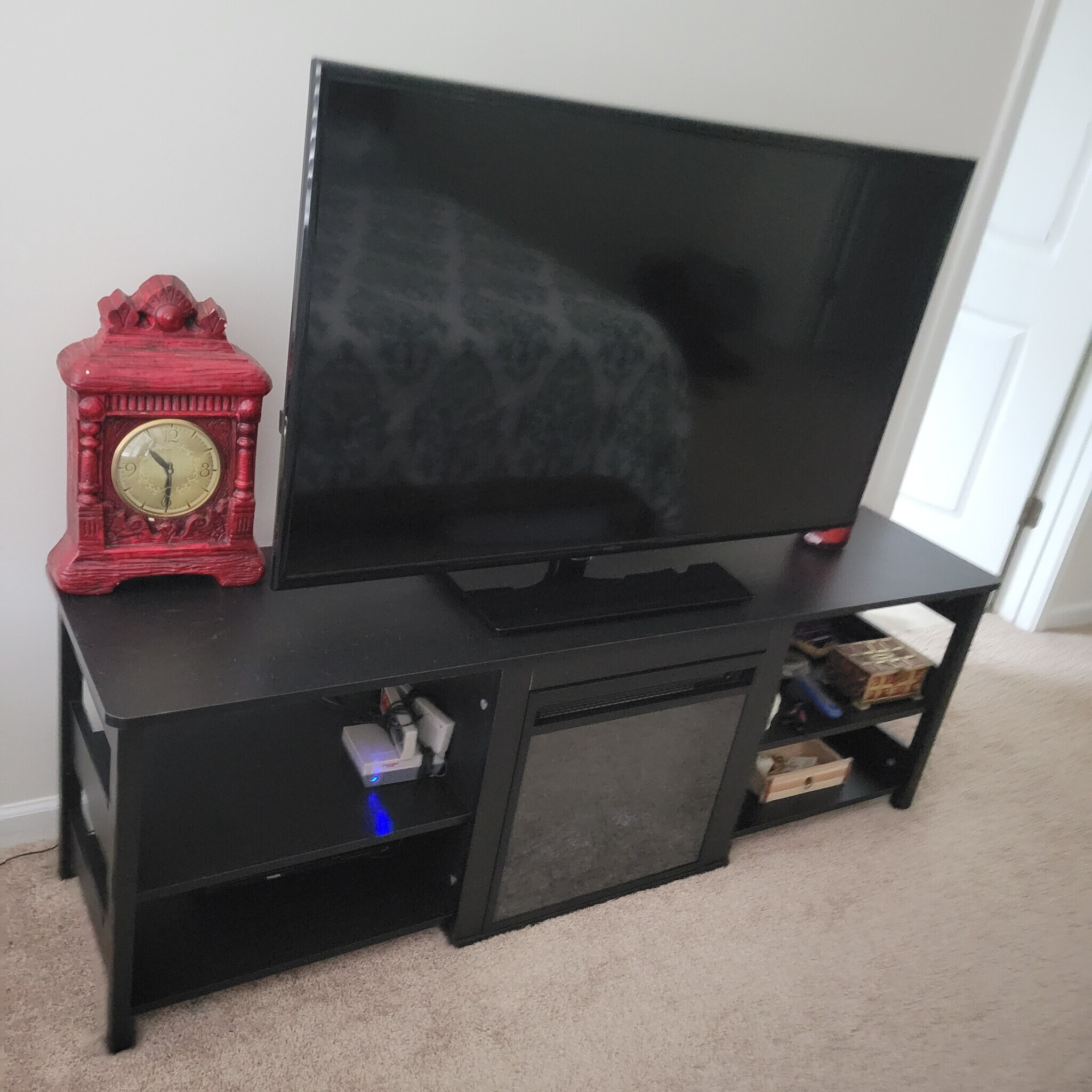 Main bedroom - 310 Cloudcroft Aly