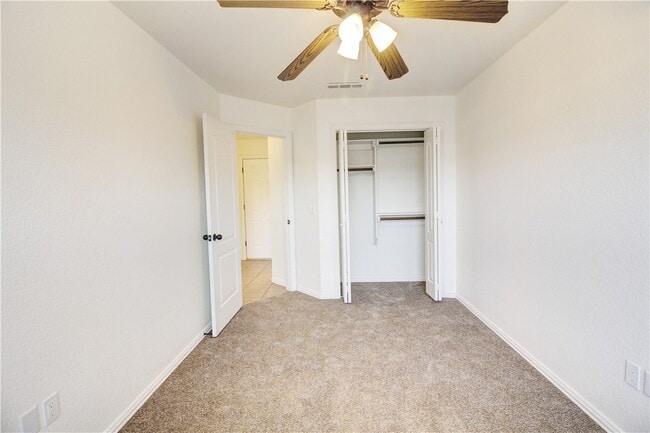 Building Photo - 763 W Sandy Beach Ln