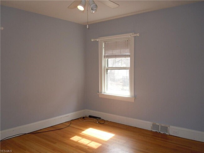 Building Photo - 3701 Palmerston Rd