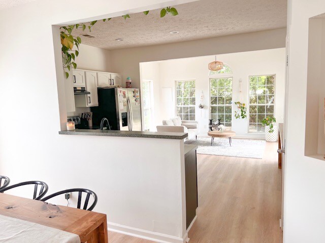 Building Photo - 1044 Rambling Brook Rd