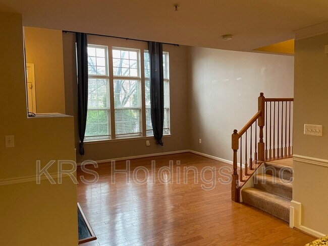 Building Photo - 14217 St Germain Dr