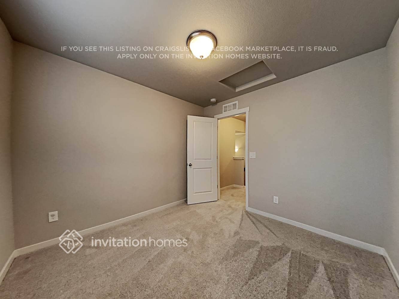 Building Photo - 10567 Kalama Dr