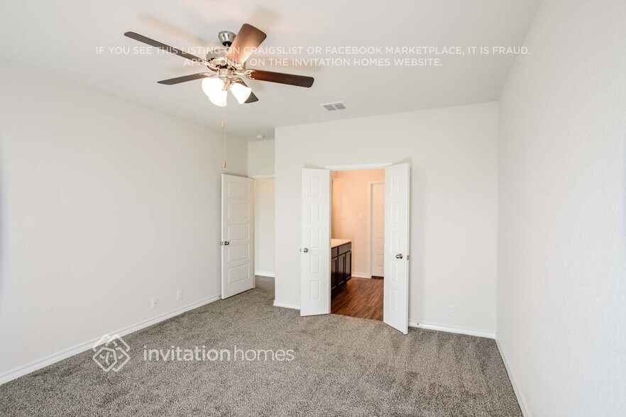 Building Photo - 13603 McBride Bend