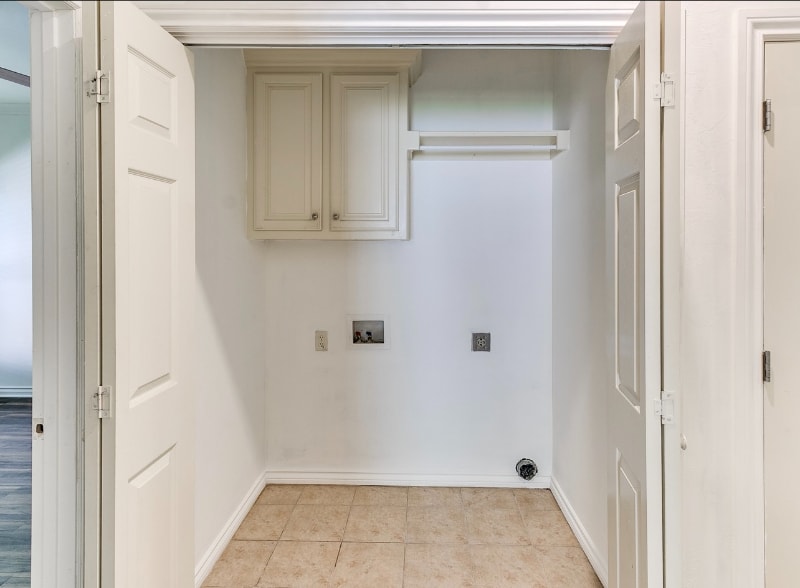 Building Photo - 13818 Oxford Dr