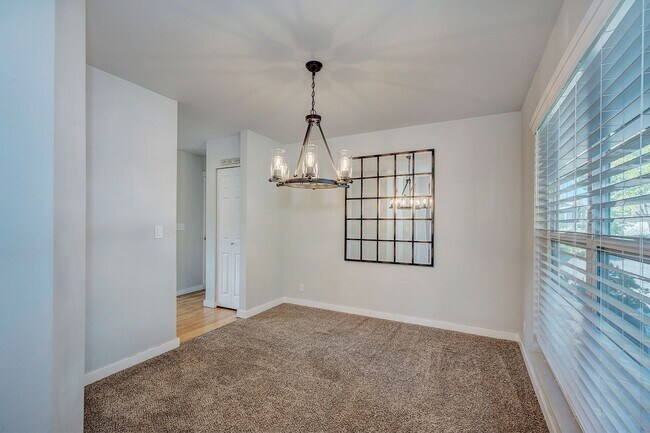 Building Photo - Monroe two story, three bed, two and half ...