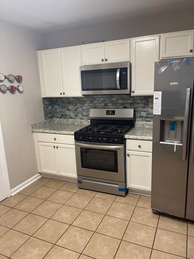 New Appliances - 1111 Mathews St SW