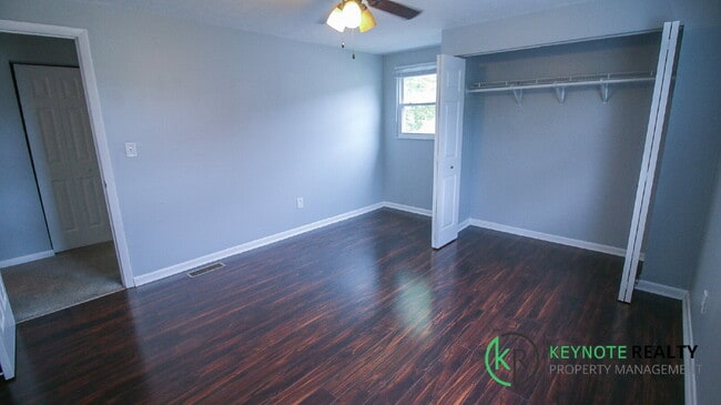 Building Photo - Gorgeous 4 Bedroom, 4 Bathroom Home Availa...