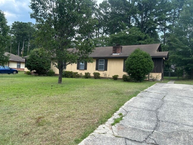 Building Photo - 7513 Mountainbrook Dr