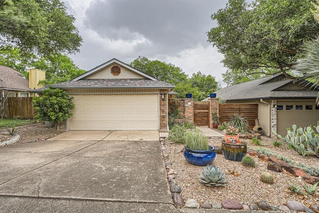 Primary Photo - 5306 Summer Cir
