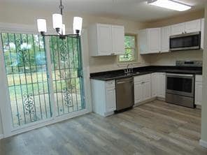 Building Photo - 729 Goldwood Dr