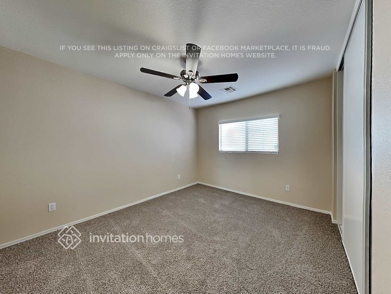 Building Photo - 203 E Valley View Dr