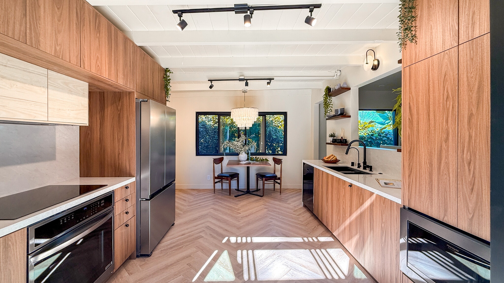 Building Photo - 5323 Monterey Rd