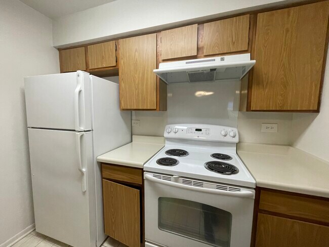 Building Photo - 107 Bent Tree Ln