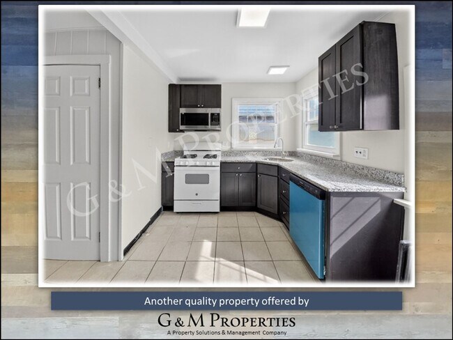 Building Photo - 1570 Mt Hope Ave