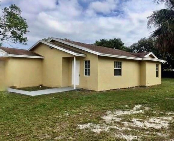Building Photo - 1136 NW 5th Ct