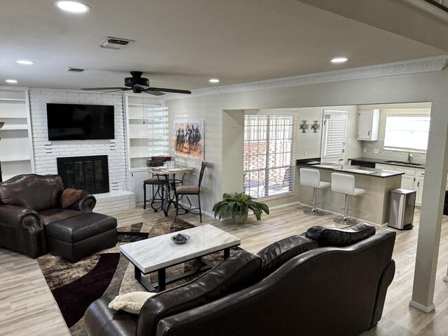 Building Photo - 600 Higdon Ferry Rd