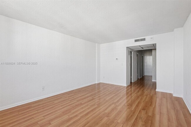 Building Photo - 19390 Collins Ave