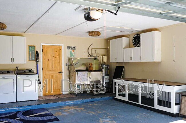 Building Photo - 332 Whispering Woods Drive