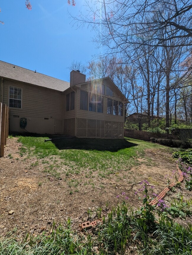 Building Photo - 1401 Francis Station Dr