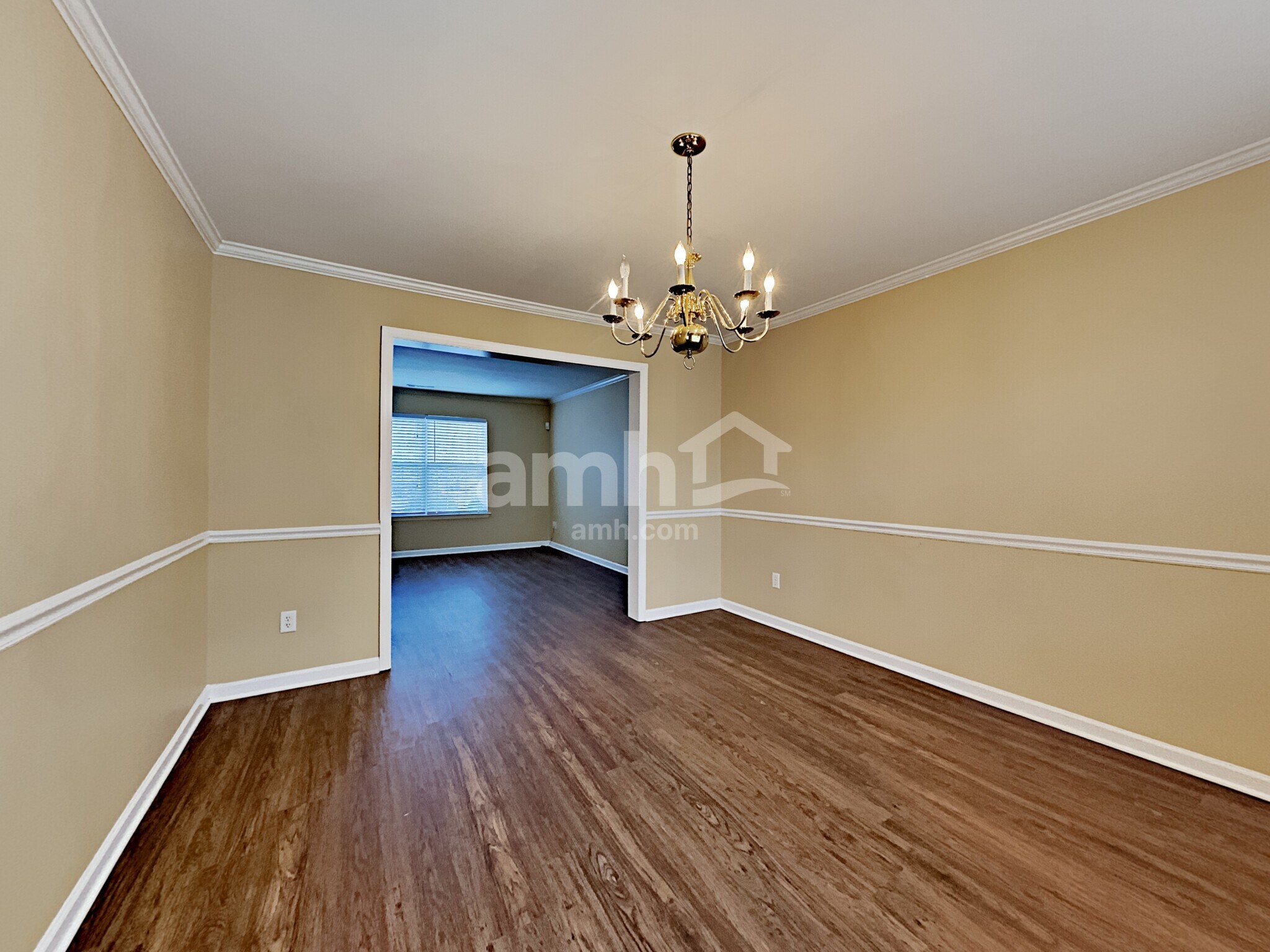 Building Photo - 2119 Ponty Pool Dr