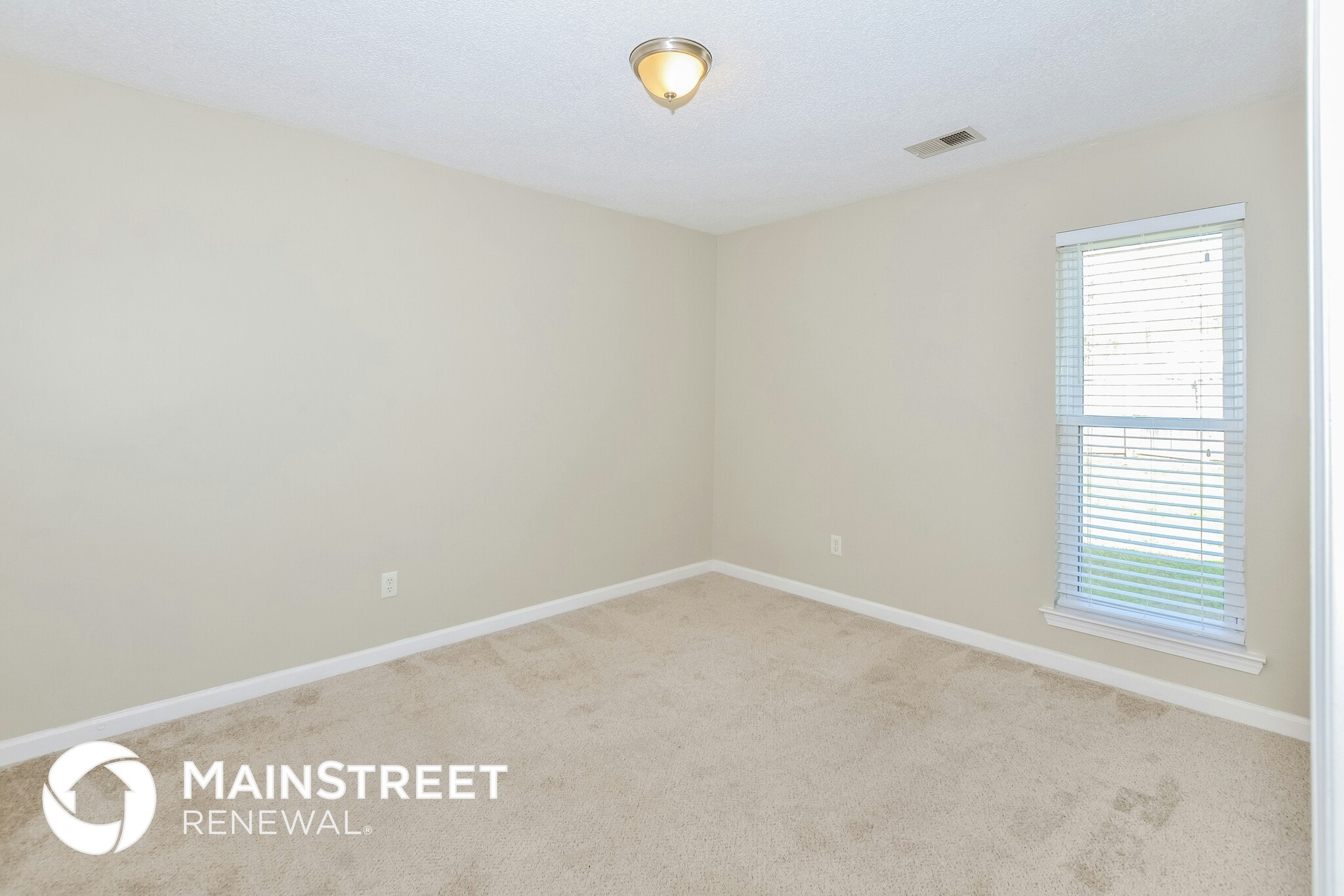 Building Photo - 6198 Braybourne Main