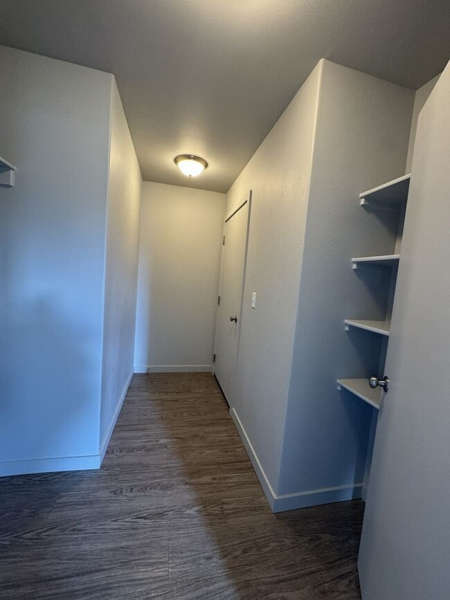 Building Photo - Open Concept Living