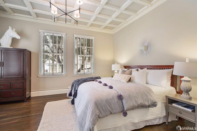 Building Photo - 850 Powell St