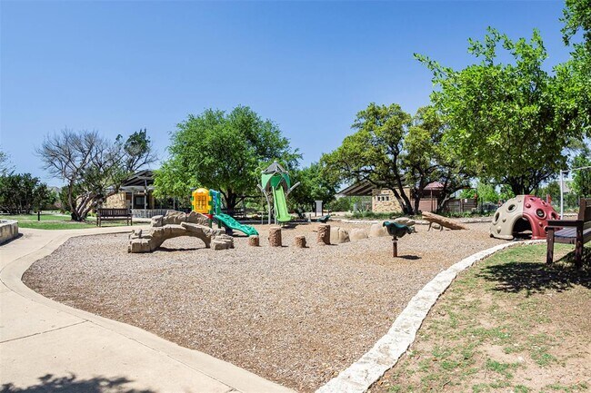 Building Photo - 1509 Brueggerhoff Rd