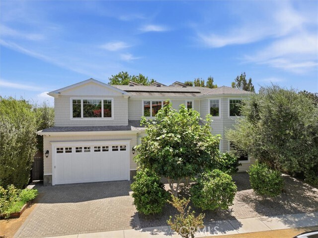Building Photo - 11540 Clover Ave