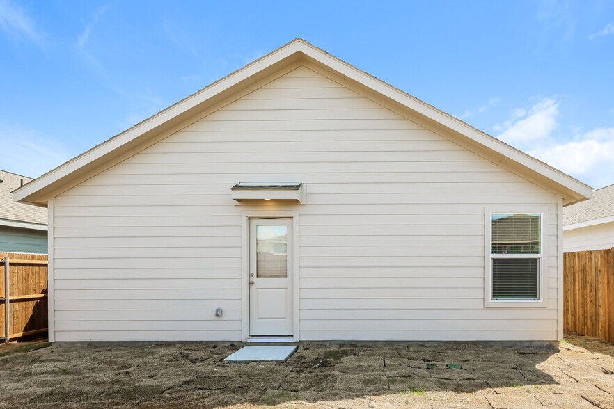 Building Photo - 1227 Maple St