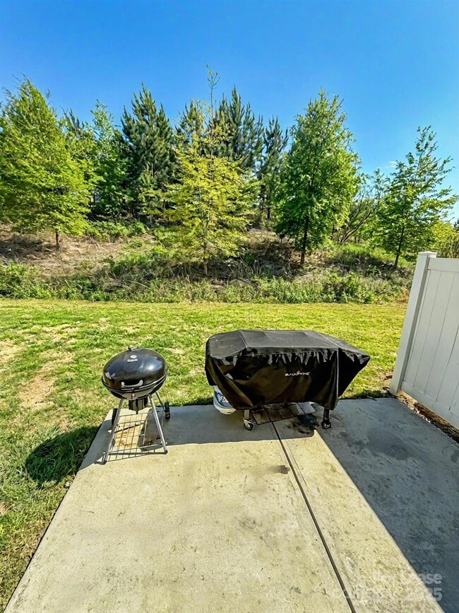 Building Photo - 2752 Sawbridge Ln