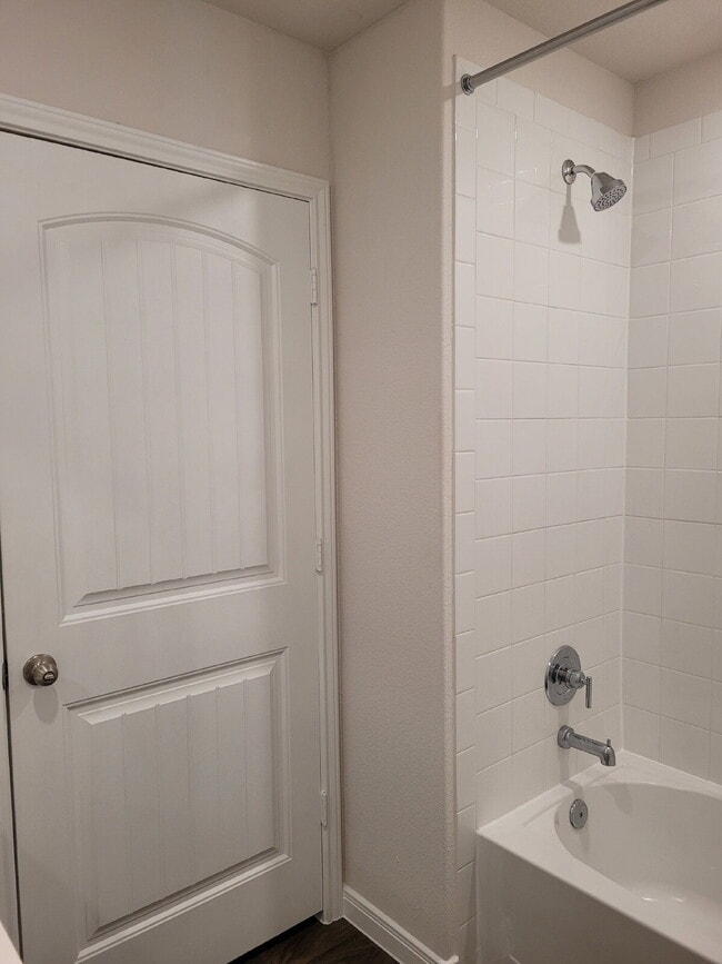 Building Photo - 211 Callado Cir