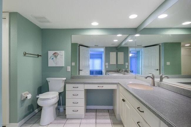 Building Photo - CLOSE DOWNTOWN PUNTA GORDA. GROUND FLOOR U...