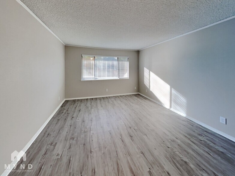 Building Photo - 6439 Big Pine Way