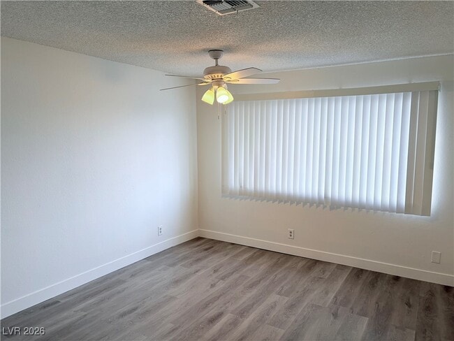 Building Photo - 4350 Caliente St