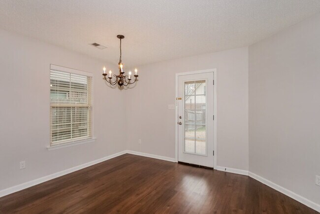 Building Photo - 9455 Darren Cir S