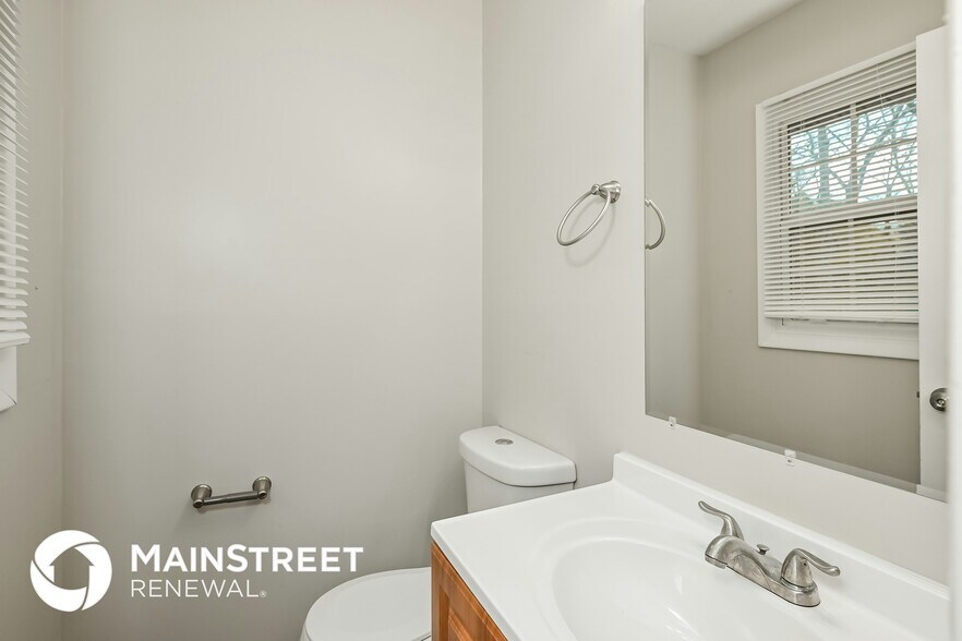 Building Photo - 1039 Verdi Way