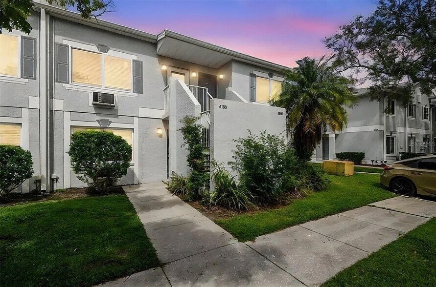 Building Photo - 4134 Dolphin Dr