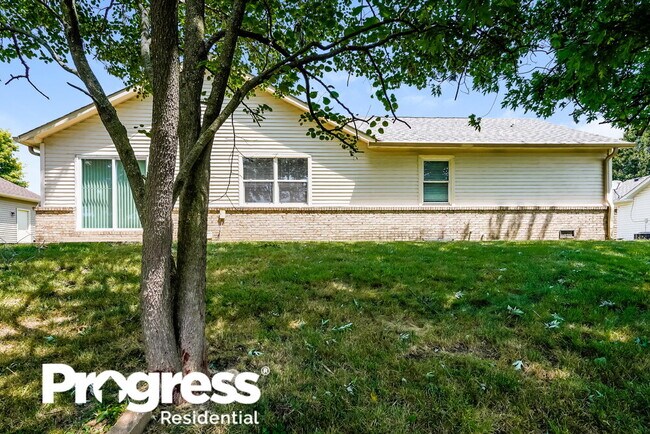 Building Photo - 451 Meadowlark Dr